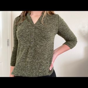 Cute cropped sleeve tee